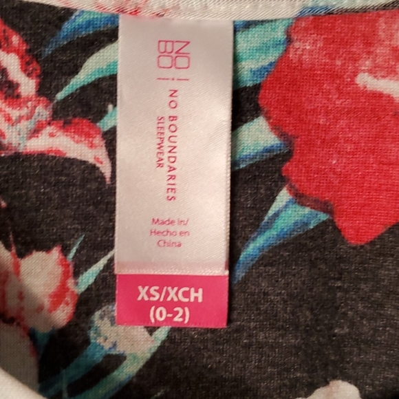 Floral Tee - Picture 3 of 3